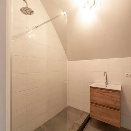 Coastal With Jacuzzi *