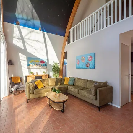 Casa vacanze Coastal With Jacuzzi Groote Keeten