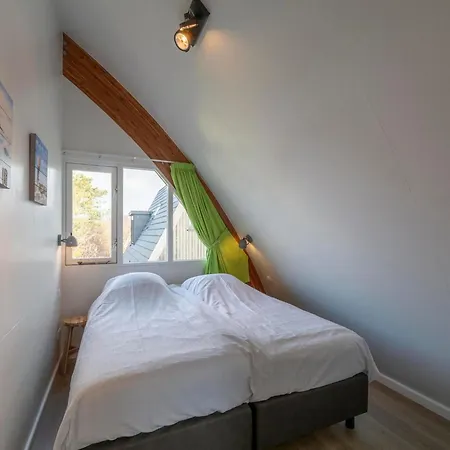 Coastal With Jacuzzi Сasa de vacaciones *