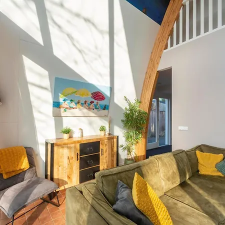 Lovely For 8 Persons With Hot Tub Groote Keeten