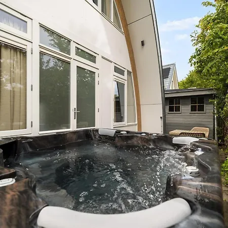 Coastal With Jacuzzi Сasa de vacaciones Goote Keeten
