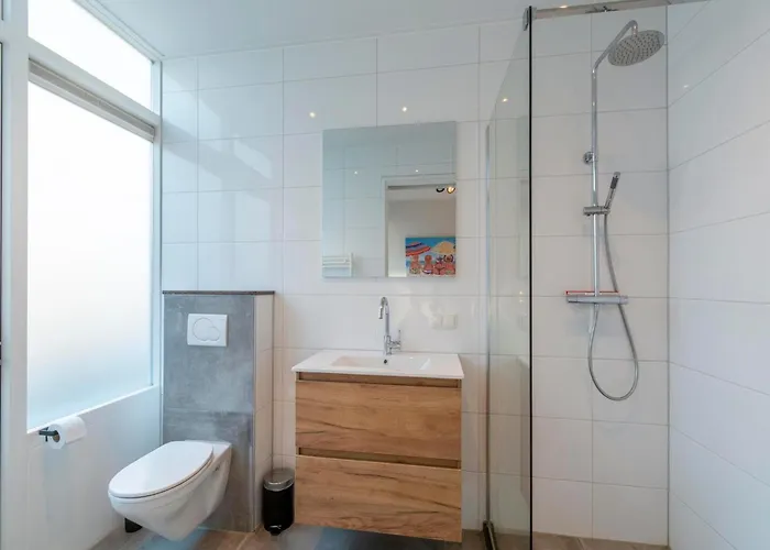 Coastal With Jacuzzi בית נופש חרוטה קייטן