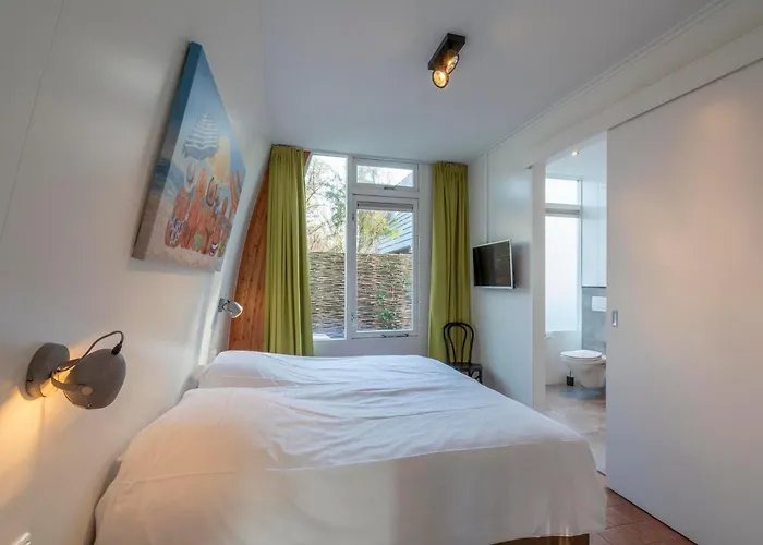 Coastal With Jacuzzi בית נופש חרוטה קייטן