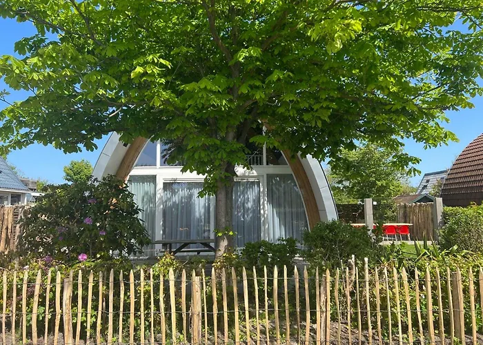 Coastal With Jacuzzi