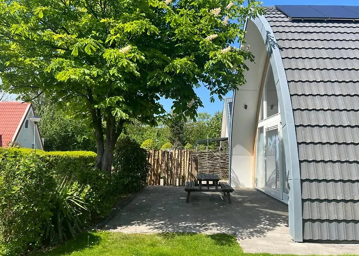 Coastal With Jacuzzi בית נופש חרוטה קייטן